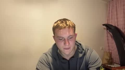 Snapshot of mrheat_ chatting on October 2025 07:11:02 PM Max online show from October 2025 07:11:02 PM