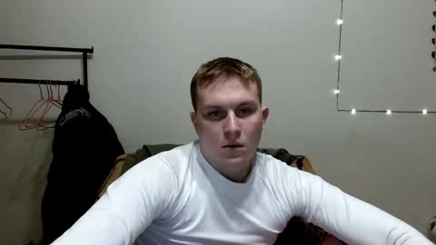 Snapshot of mrheat_ chatting on December 2025 08:03:01 PM Max online show from December 2025 08:03:01 PM