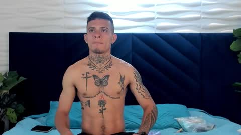 mrjustin_ online show from December 2025 08:27:01 PM