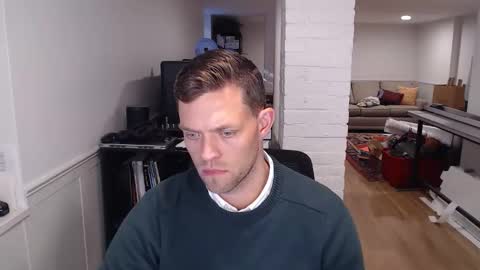 Snapshot of mrkenridge chatting on November 2025 05:39:02 PM mrkenridge online show from November 2025 05:39:02 PM