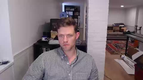 Snapshot of mrkenridge chatting on April 2026 04:00:01 PM mrkenridge online show from April 2026 04:00:01 PM
