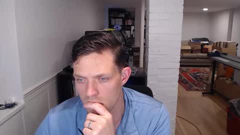 Snapshot of mrkenridge chatting on April 2026 01:06:01 PM mrkenridge online show from April 2026 01:06:01 PM