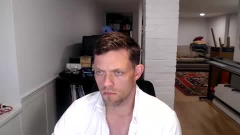 Snapshot of mrkenridge chatting on June 2026 01:45:01 PM mrkenridge online show from June 2026 01:45:01 PM