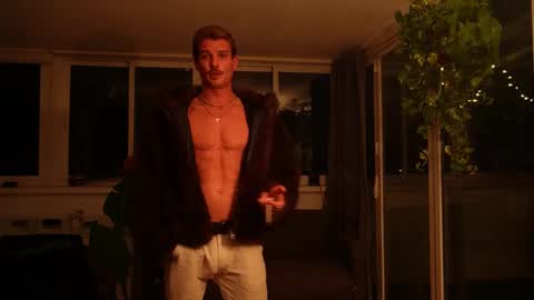 Mr Long online show from November 2025 09:13:01 PM