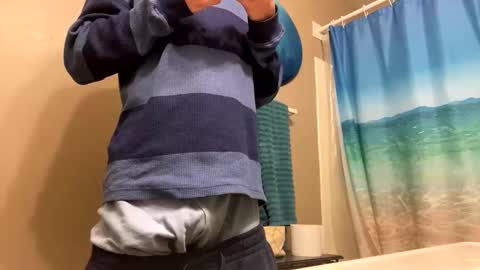 Snapshot of mrmeltyourheart chatting on February 2026 02:59:01 AM James online show from February 2026 02:59:01 AM