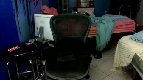 Snapshot of mrmike1234jj chatting on December 2024 06:48:02 AM mrmike1234jj online show from December 2024 06:48:02 AM