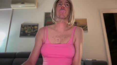 Snapshot of mrmooser42 chatting on April 2026 10:51:01 PM TaleOfLaura online show from April 2026 10:51:01 PM