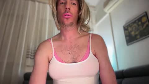 Snapshot of mrmooser42 chatting on April 2026 10:25:02 PM TaleOfLaura online show from April 2026 10:25:02 PM