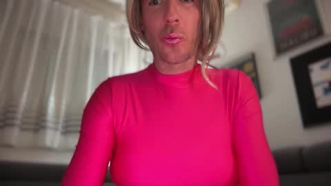 Snapshot of mrmooser42 chatting on April 2026 12:02:01 AM TaleOfLaura online show from April 2026 12:02:01 AM