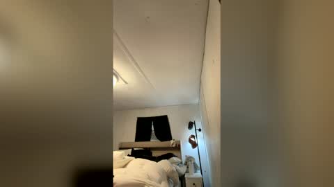 Snapshot of mrnine999 chatting on April 2026 07:00:02 PM Mr 9 online show from April 2026 07:00:02 PM