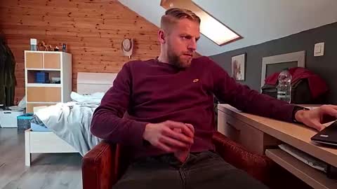 Snapshot of mrnobody6209 chatting on March 2026 02:11:02 PM mrnobody6209 online show from March 2026 02:11:02 PM