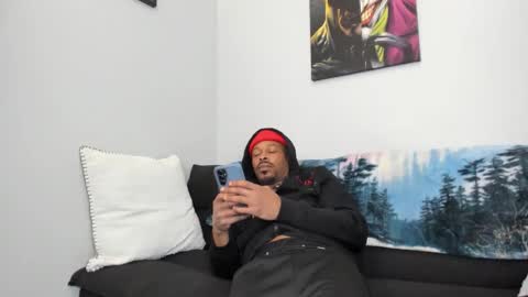 Snapshot of mromg007 chatting on February 2025 11:57:01 PM mromg007 online show from February 2025 11:57:01 PM