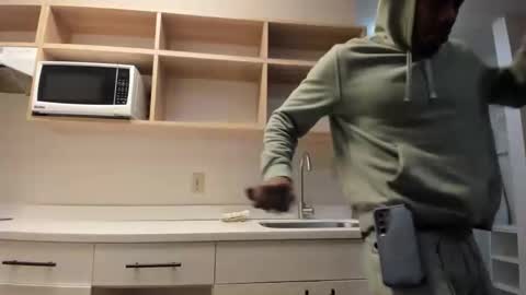 Snapshot of mromg007 chatting on October 2025 11:39:02 AM mromg007 online show from October 2025 11:39:02 AM