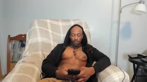 Snapshot of mromg007 chatting on March 2026 03:02:01 AM mromg007 online show from March 2026 03:02:01 AM