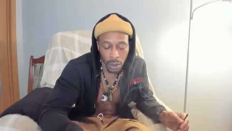 Snapshot of mromg007 chatting on March 2026 08:12:01 PM mromg007 online show from March 2026 08:12:01 PM