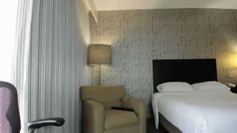 Snapshot of mromg007 chatting on April 2026 05:06:01 PM mromg007 online show from April 2026 05:06:01 PM