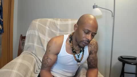 Snapshot of mromg007 chatting on April 2026 12:45:02 PM mromg007 online show from April 2026 12:45:02 PM