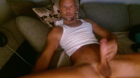 Snapshot of mrpornstar33 chatting on June 2026 03:15:02 AM Twinsoulsex online show from June 2026 03:15:02 AM