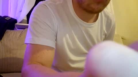 Snapshot of mrricky87 chatting on October 2025 02:40:02 PM mrricky87 online show from October 2025 02:40:02 PM