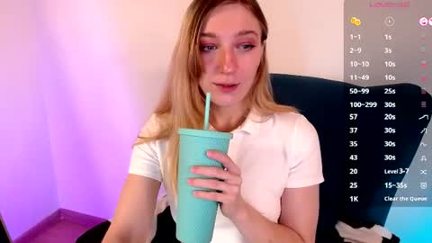 Snapshot of mrs_squirtling chatting on June 2026 03:04:02 AM Barbie online show from June 2026 03:04:02 AM
