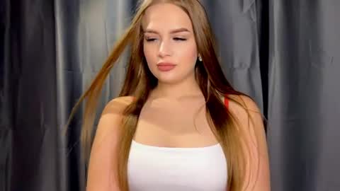 Snapshot of mrs_stifler chatting on July 2026 11:04:01 AM Rose online show from July 2026 11:04:01 AM