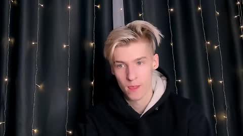 Adam online show from December 2024 04:02:02 AM