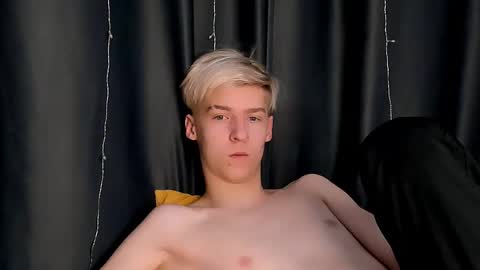 Adam online show from December 2024 03:47:01 AM