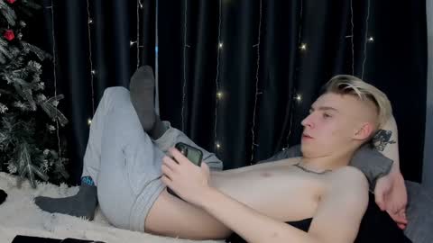 Adam online show from February 2025 07:18:02 AM