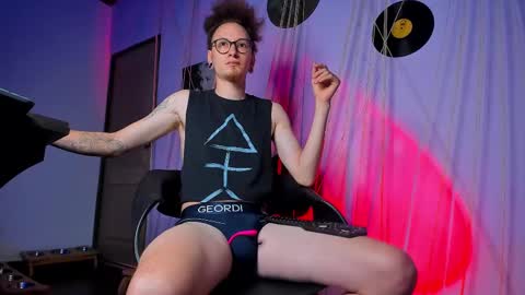 Snapshot of mrshaggy_ chatting on February 2025 12:41:02 AM Mr Shaggy online show from February 2025 12:41:02 AM