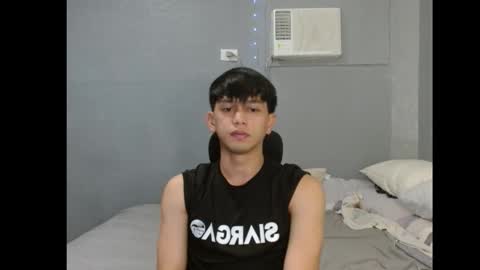 Snapshot of mrshawn95 chatting on October 2025 06:18:02 PM shawn online show from October 2025 06:18:02 PM