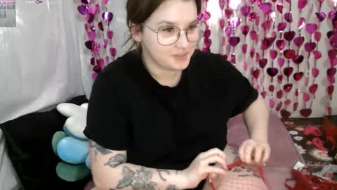 Snapshot of mrsjess1 chatting on May 2026 02:18:02 AM MrsJess online show from May 2026 02:18:02 AM