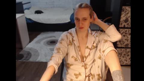 Sasha online show from March 2025 07:06:01 PM