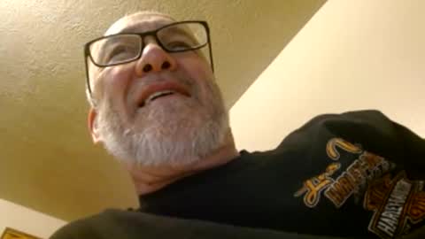 Snapshot of mrtease5 chatting on March 2026 11:33:01 PM mrtease5 online show from March 2026 11:33:01 PM