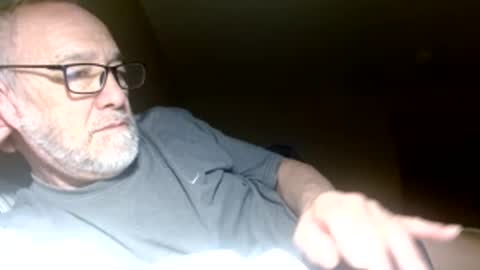 Snapshot of mrtease5 chatting on March 2026 10:02:01 PM mrtease5 online show from March 2026 10:02:01 PM