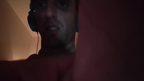 Snapshot of mrwhite017 chatting on January 2025 06:09:02 PM Mrwhite017 online show from January 2025 06:09:02 PM