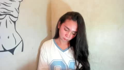 Lella online show from April 2026 04:05:02 PM