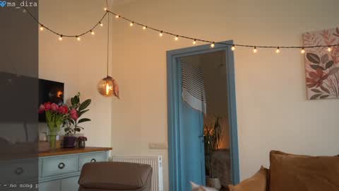 Snapshot of ms_dira chatting on March 2026 10:31:01 AM dira and the riru tribe online show from March 2026 10:31:01 AM