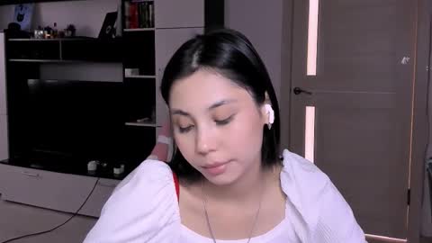 Snapshot of ms_emily_ chatting on March 2026 11:05:01 AM ms_emily_ online show from March 2026 11:05:01 AM