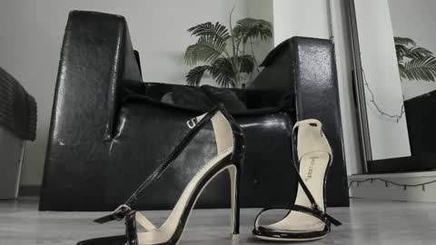 Goddess. Miss. Lady.  Queen. Madam Milady online show from March 2025 05:39:01 PM