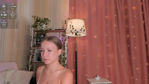 Snapshot of ms_evasweet chatting on April 2026 12:11:02 PM Eva 3 online show from April 2026 12:11:02 PM