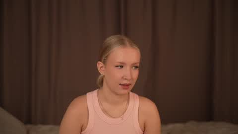 Snapshot of ms_evasweet chatting on June 2026 11:56:02 AM Eva 3 online show from June 2026 11:56:02 AM