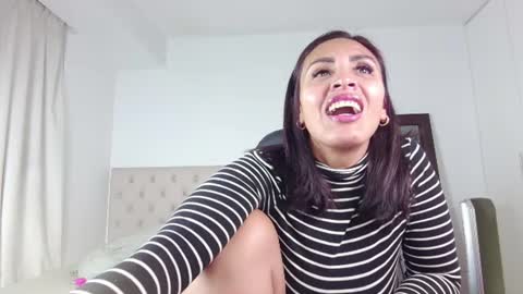 Snapshot of ms_freya chatting on July 2026 01:41:02 AM Freya online show from July 2026 01:41:02 AM