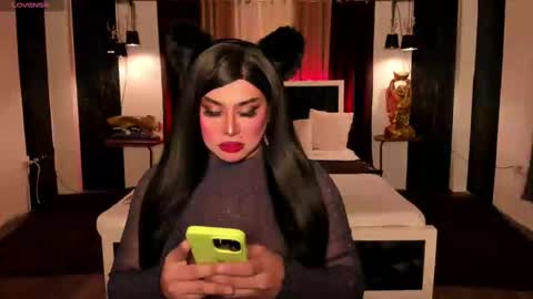 Samantha online show from December 2024 11:47:01 AM