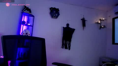 MISS LISSA online show from October 2025 10:22:02 PM