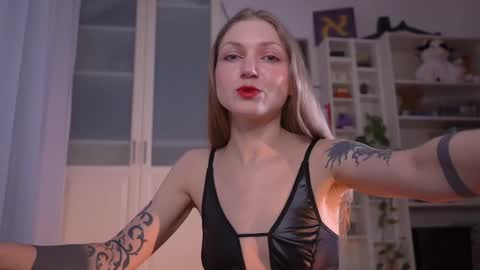 Lore online show from November 2025 08:07:02 PM