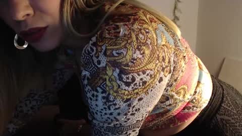 Snapshot of ms_sofiax chatting on December 2024 06:14:01 PM Sofia online show from December 2024 06:14:01 PM