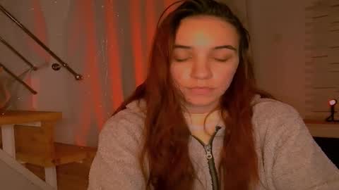 ms_sophiee online show from December 2024 06:18:02 PM