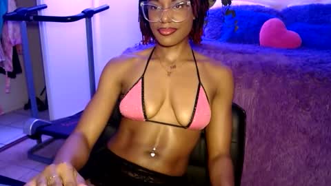 Snapshot of msemonibrown chatting on April 2026 05:52:01 AM CocoSage online show from April 2026 05:52:01 AM