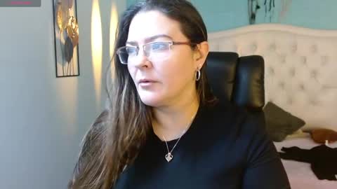 Jossie online show from April 2026 03:28:01 AM