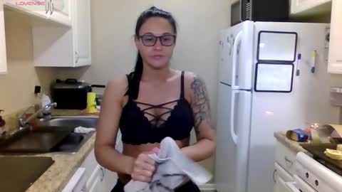 mskinkypunishur online show from October 2025 01:18:01 PM